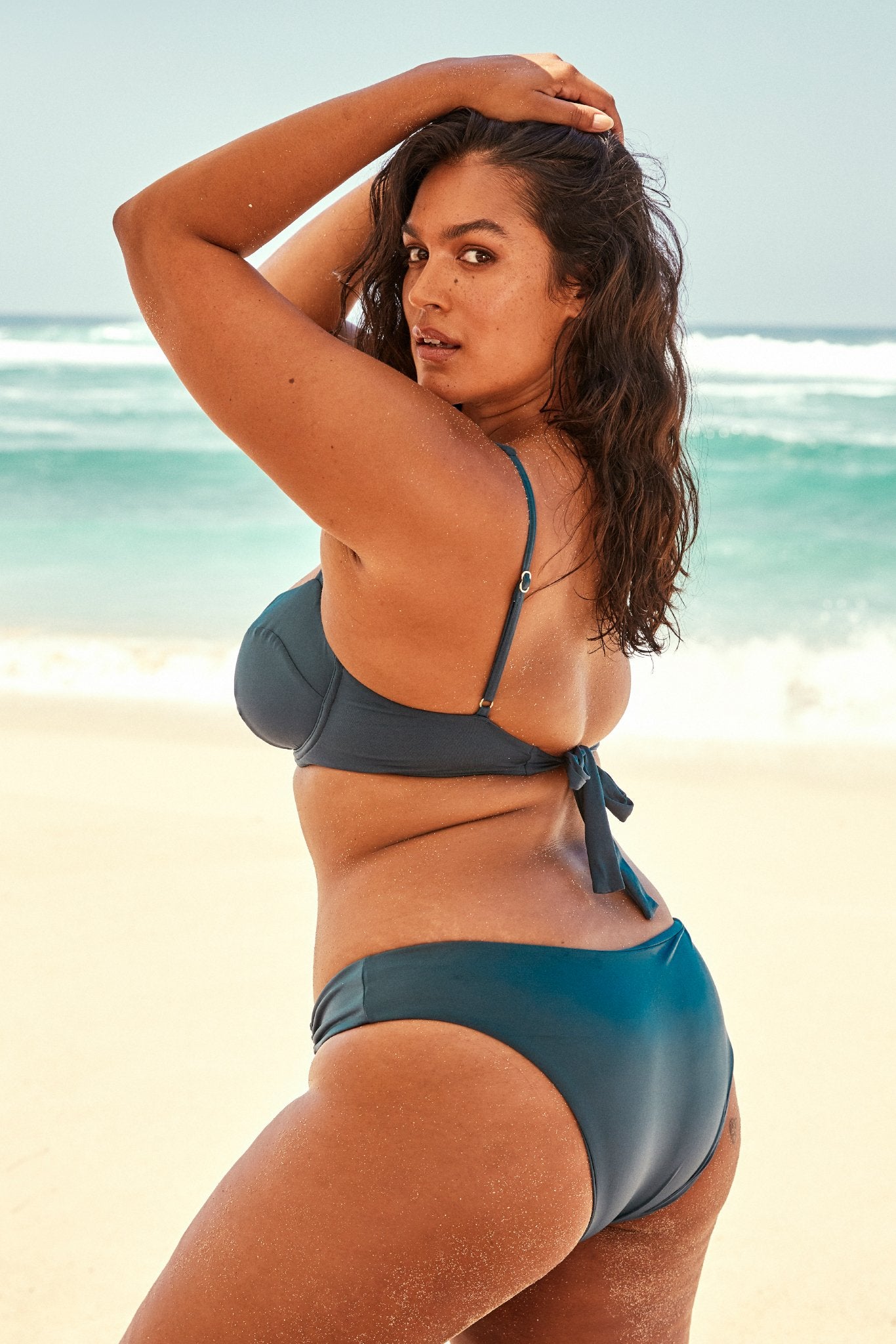 Load image into Gallery viewer, Voluptuous Byron Bottom - Cenote